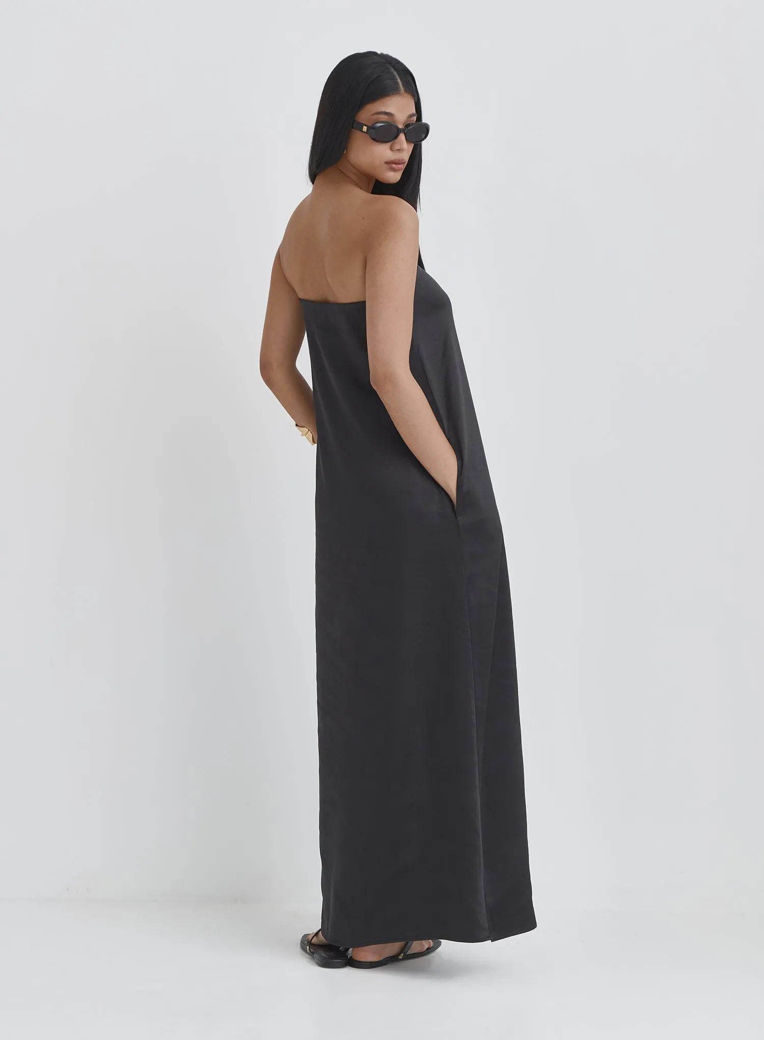 Meggans Elegant Black Satin Bandeau Maxi Dress