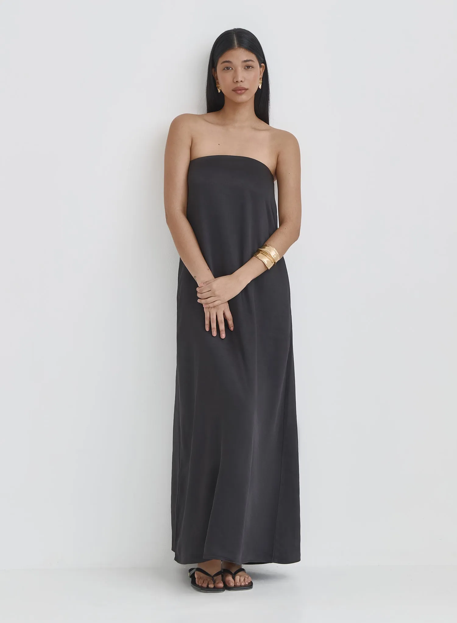 Meggans Elegant Black Satin Bandeau Maxi Dress