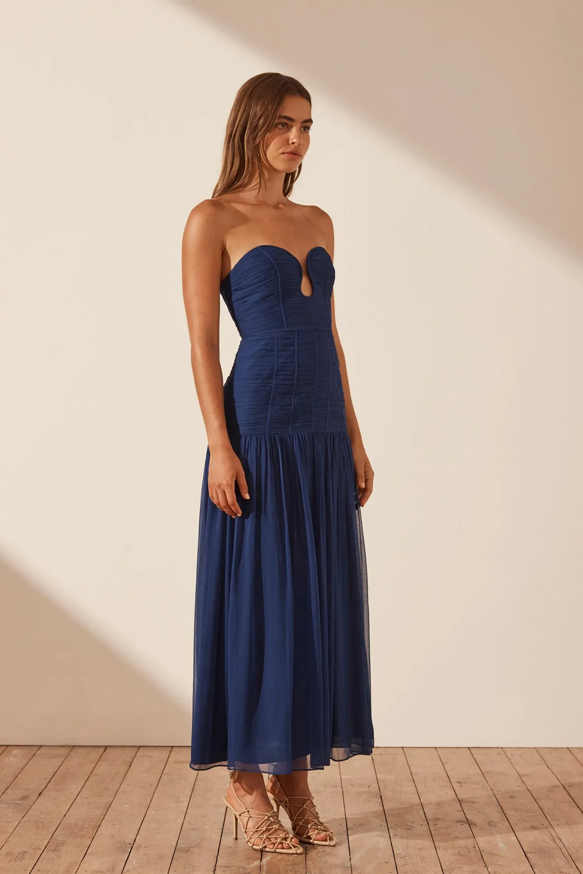 ISOLA STRAPLESS RUCHED MIDI DRESS - TYRRHENIAN BLUE