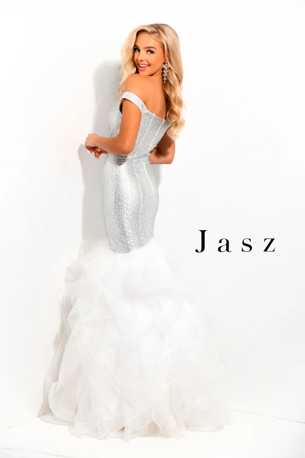 Jasz Couture 7334 Dresses