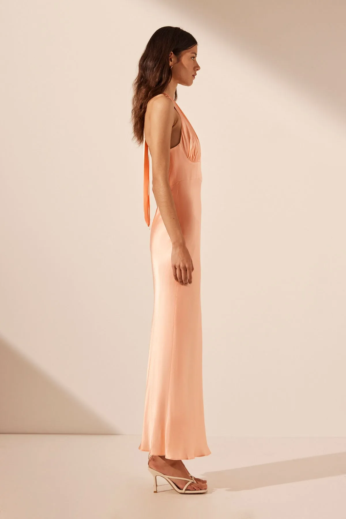 LA LUNE PLUNGED HALTER MIDI DRESS - PEACH