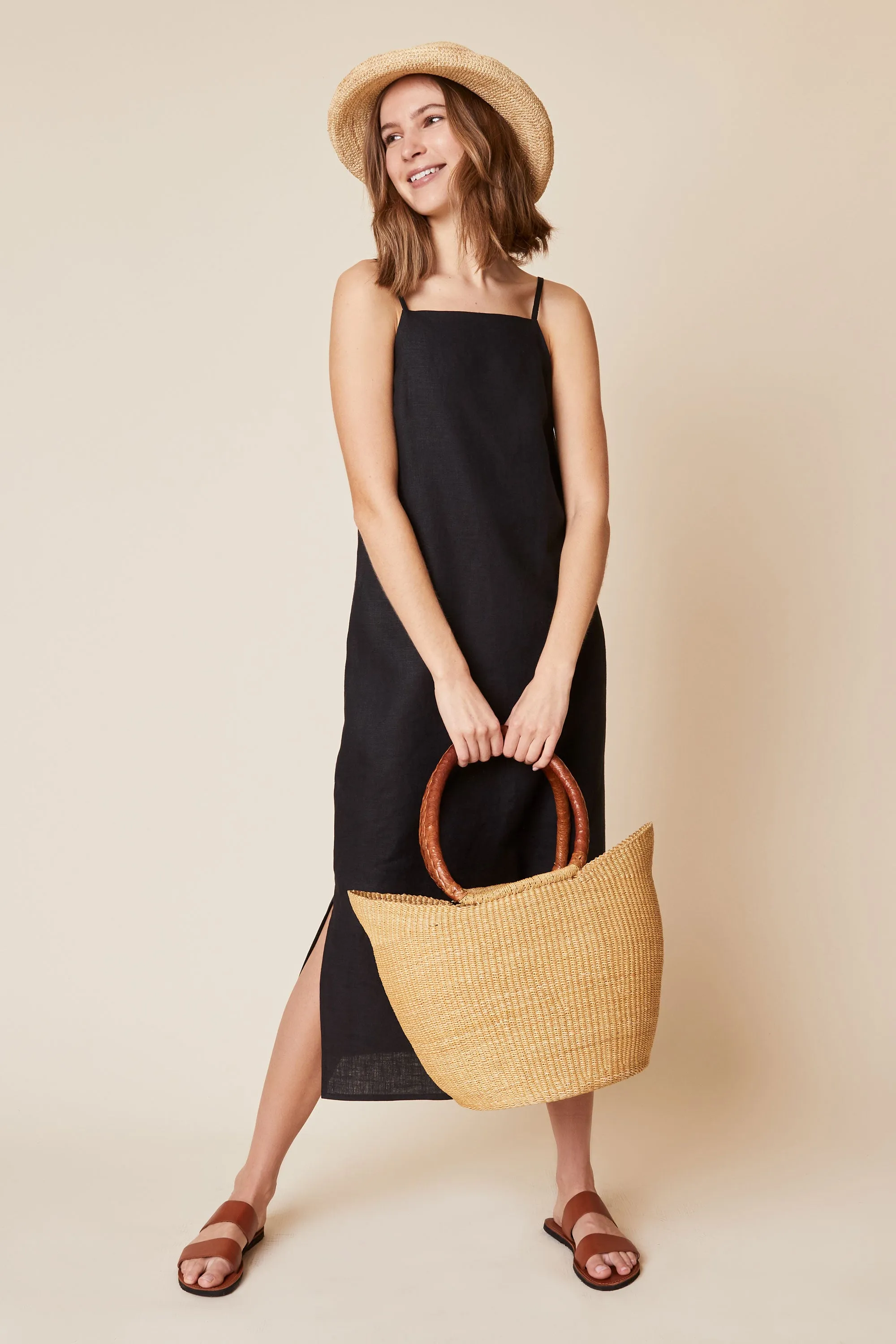 Loni Dress in Black Linen