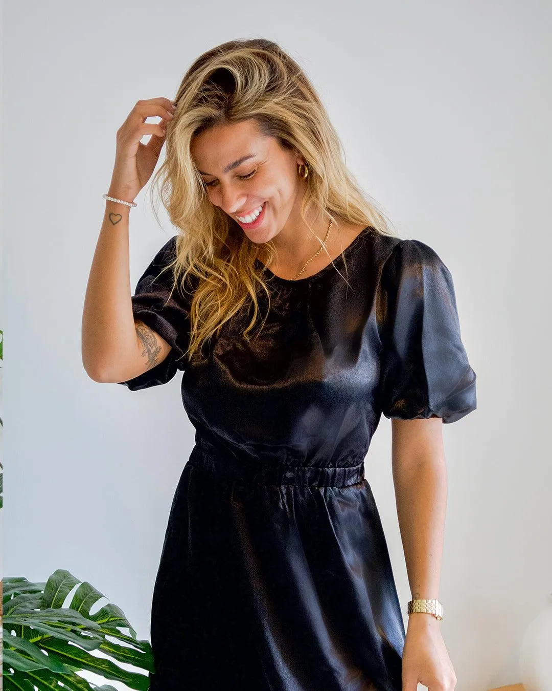 Mia Midi Dress- Black